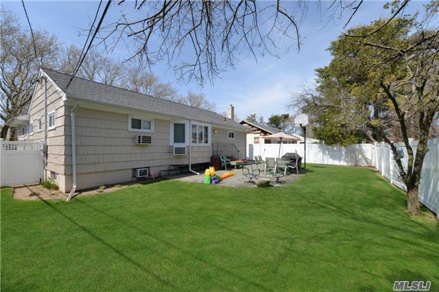 99 North Strathmore Street Valley Stream, NY 11581 - Photo 16 of 17