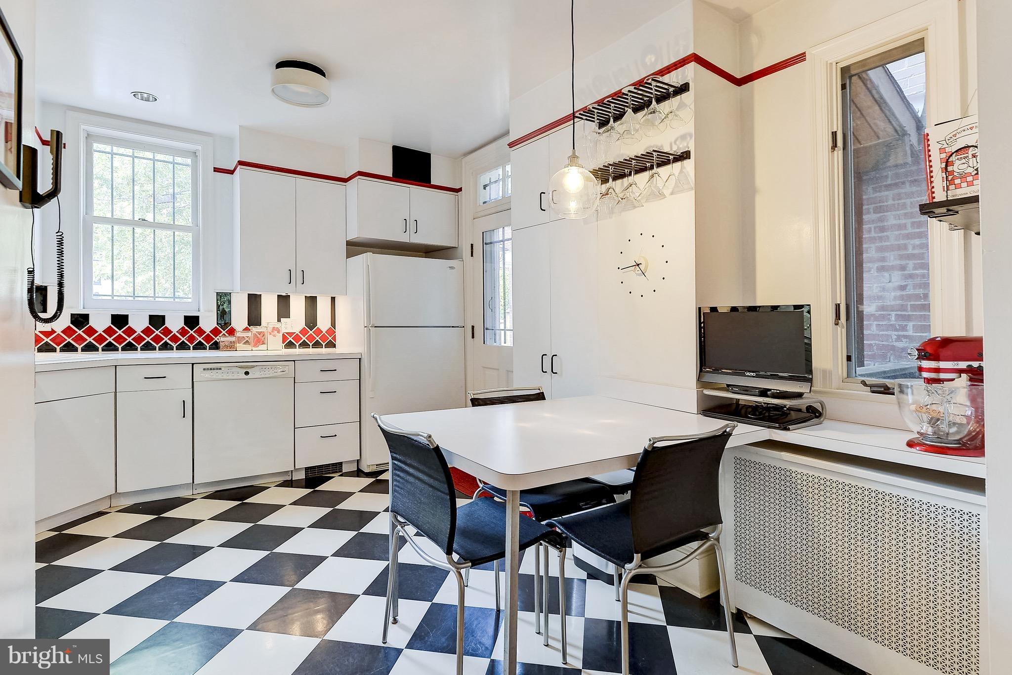 1509 T Street Northwest Washington, DC 20009 - Photo 8 of 23