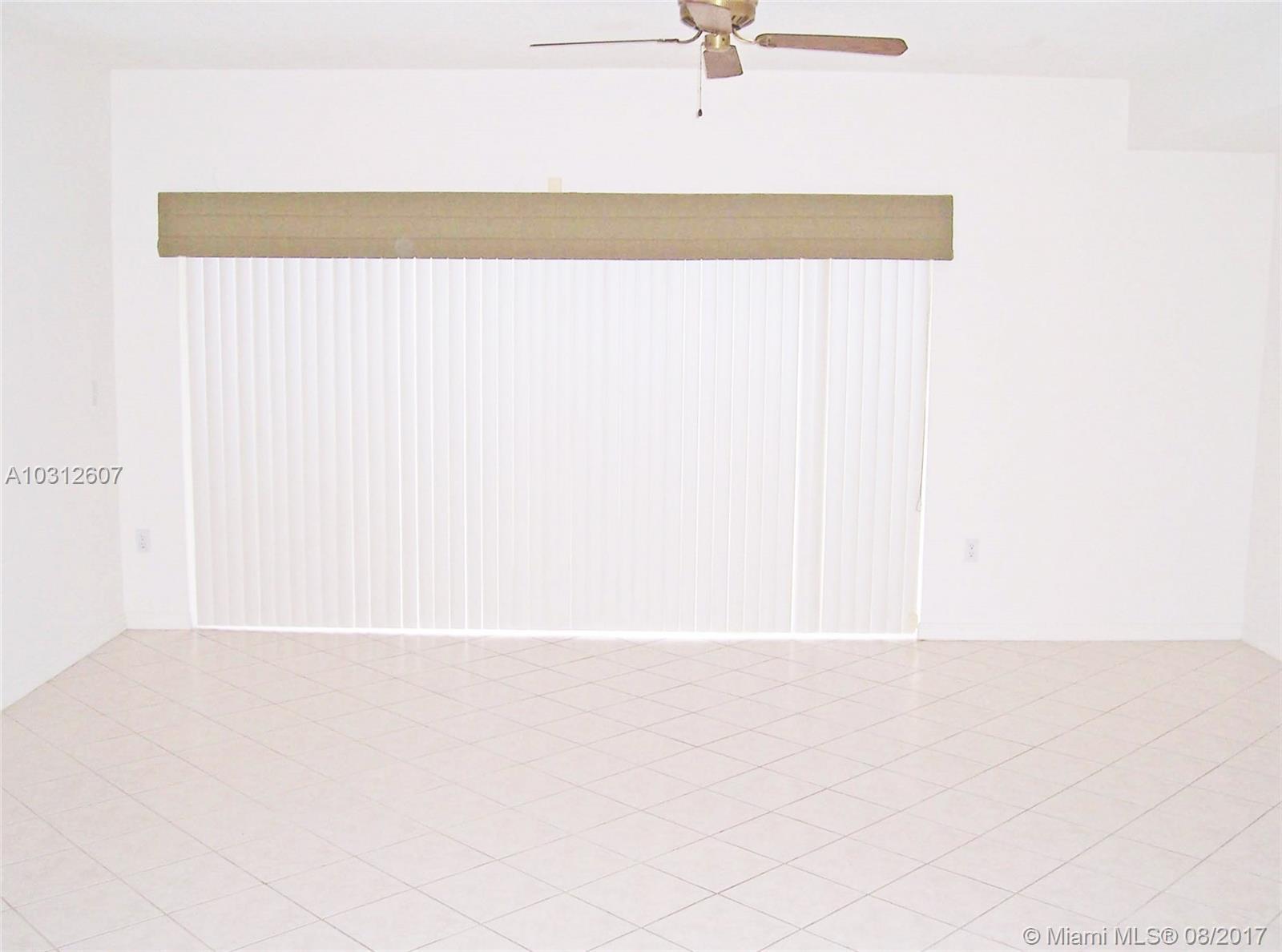 10210 Southwest 154th Place, Unit 1128 Miami, FL 33196 - Photo 4 of 29