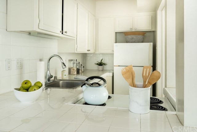 21 Spinnaker Street Marina del Rey, CA 90292 - Photo 6 of 23