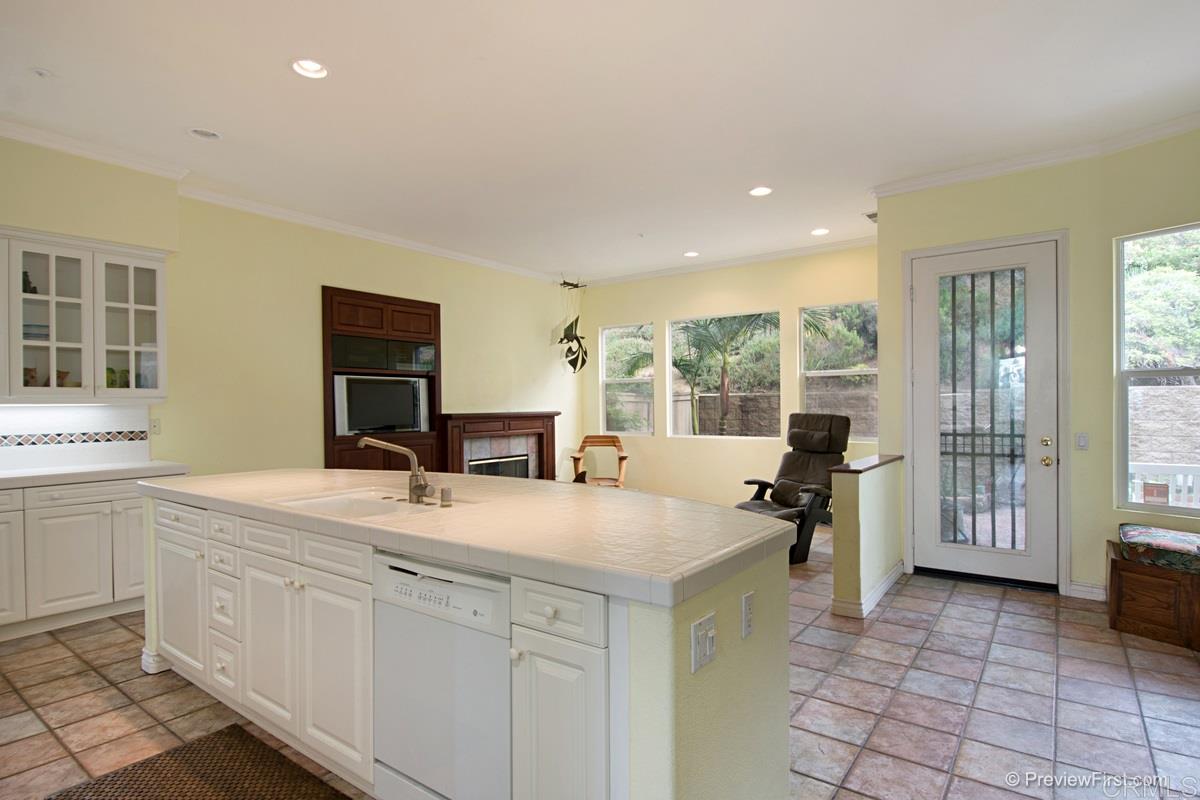 2745 MacKinnon Ranch Road Cardiff, CA 92007 - Photo 8 of 19