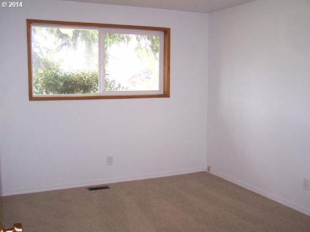 1403 Sallal Road Woodburn, OR 97071 - Photo 8 of 16 Gallery Image 8