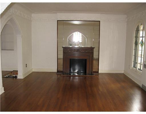 5415 Guarino Road Pittsburgh, PA 15217 - Photo 2 of 11 Gallery Image 2
