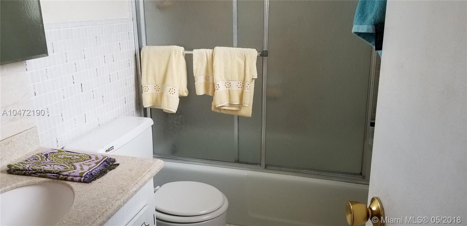 421 Northeast 1st Street, Unit 101 Hallandale, FL 33009 - Photo 13 of 20