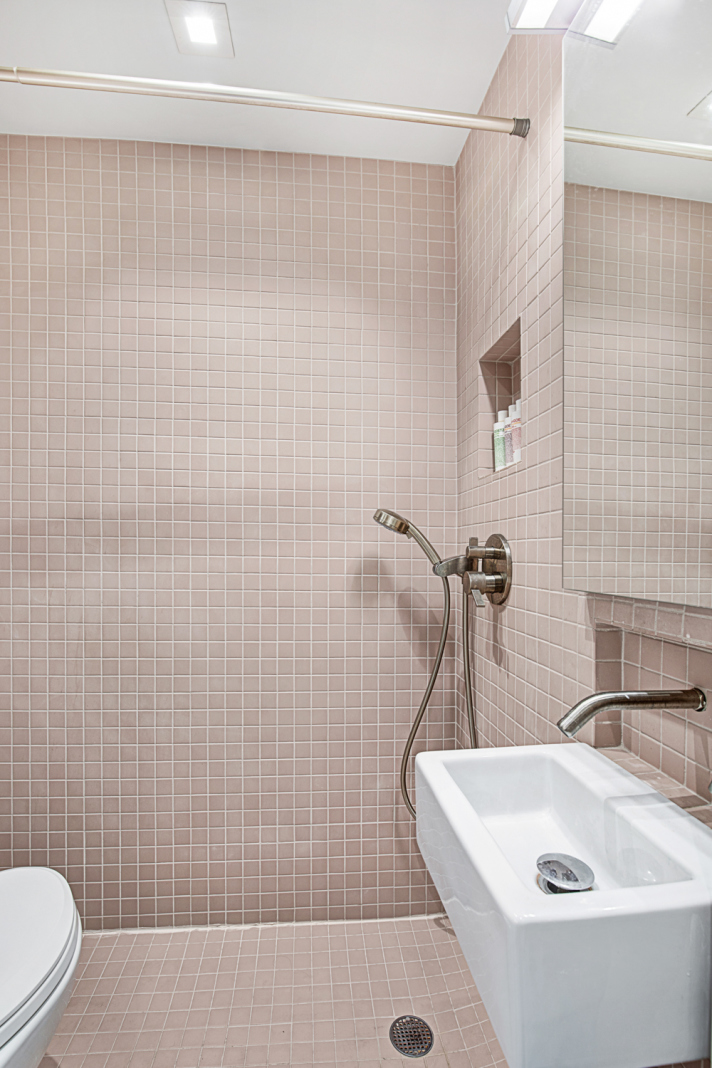345 West 4th Street, Unit 8 Manhattan, NY 10014 - Photo 6 of 6