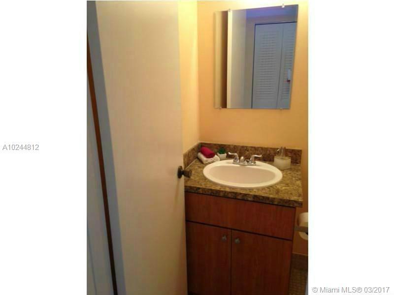 6 Brighton A, Unit 6 Boca Raton, FL 33434 - Photo 9 of 10