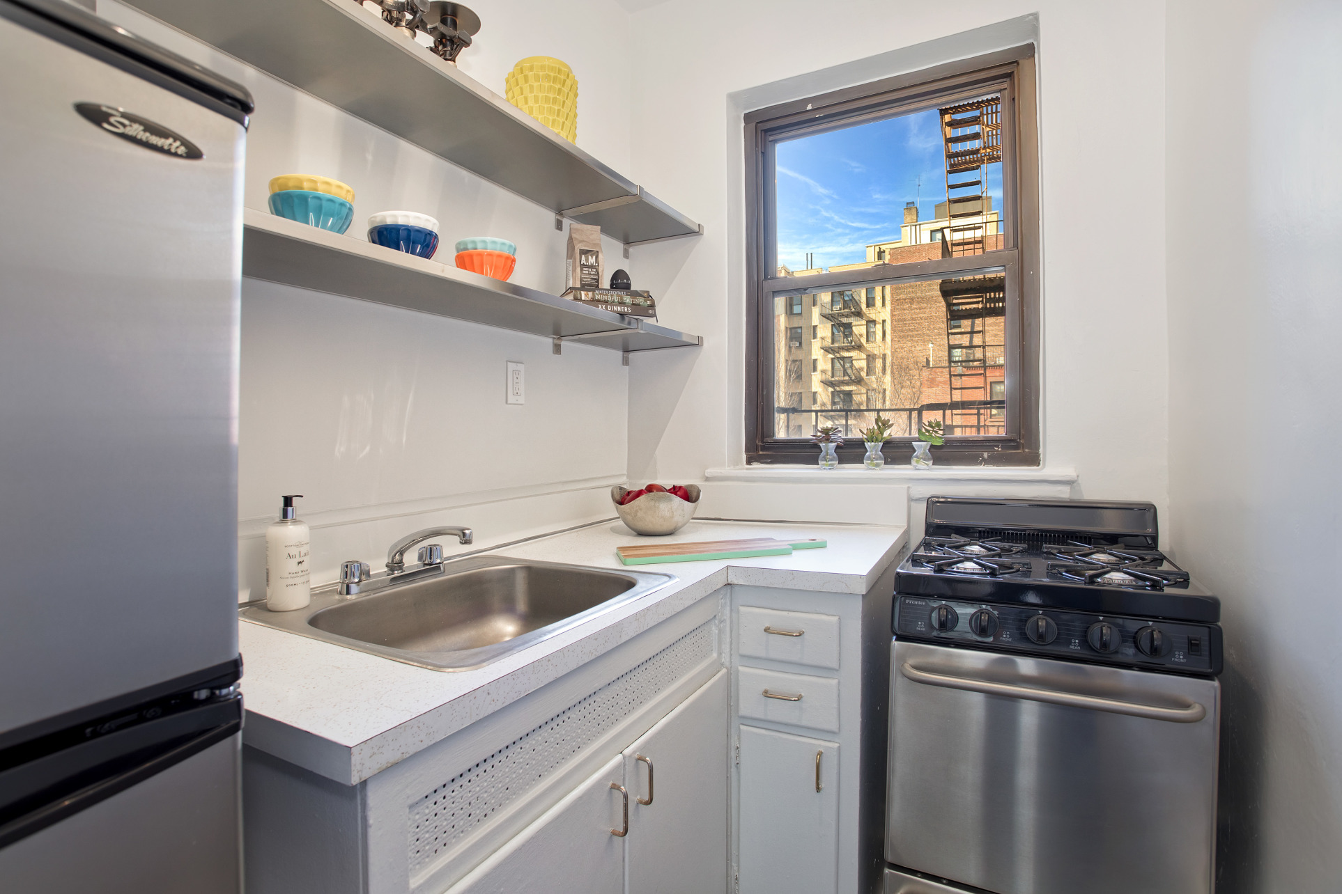 70 Clark Street, Unit 3J Brooklyn, NY 11201 - Photo 4 of 6