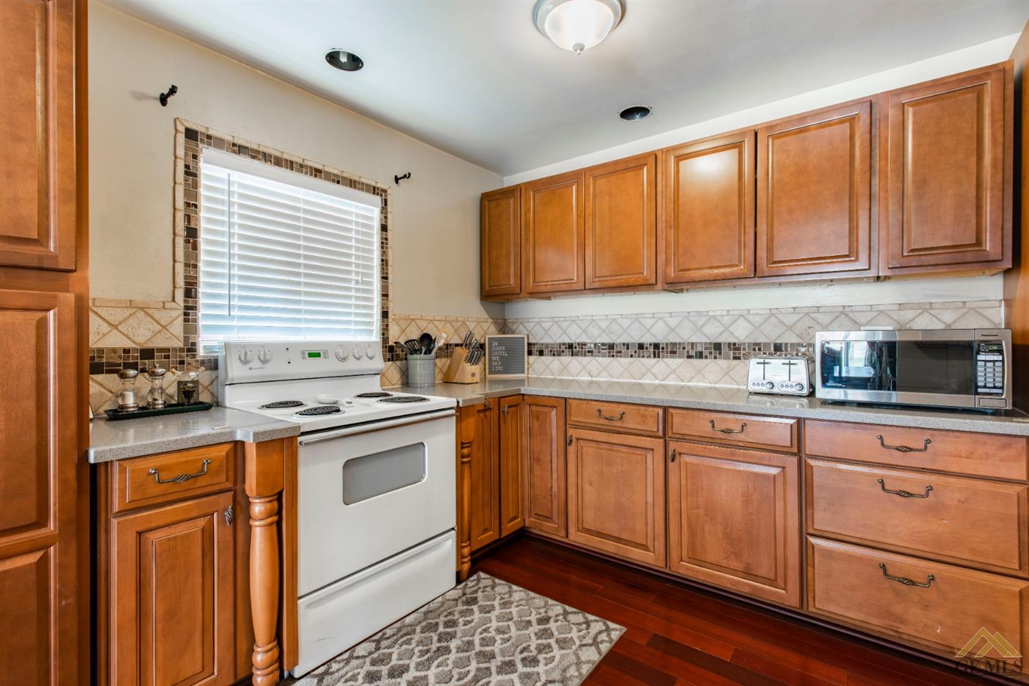 6708 Norris Road Bakersfield, CA 93308 - Photo 7 of 26