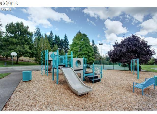 11385 Southwest Pintail Loop Beaverton, OR 97007 - Photo 15 of 16 Gallery Image 15