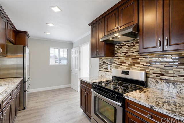 5784 Main Street South Gate, CA 90280 - Photo 7 of 27