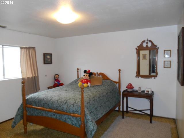 1421 Southwest 40th Street Pendleton, OR 97801 - Photo 10 of 16