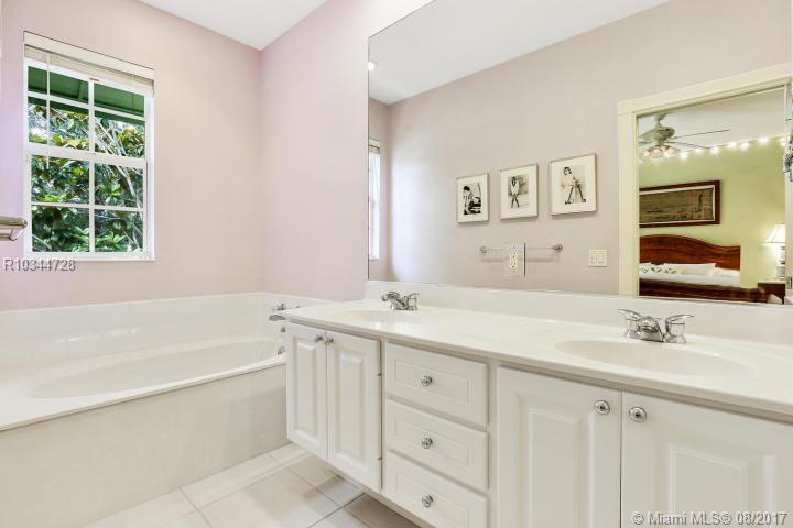 1885 Frederick Small Road Jupiter, FL 33458 - Photo 12 of 20