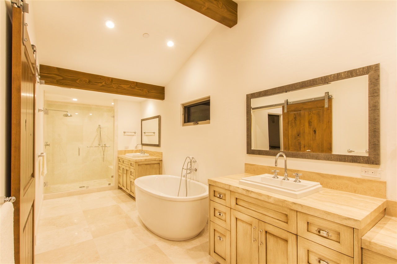 2810 Hidden Valley Road La Jolla, CA 92037 - Photo 15 of 25