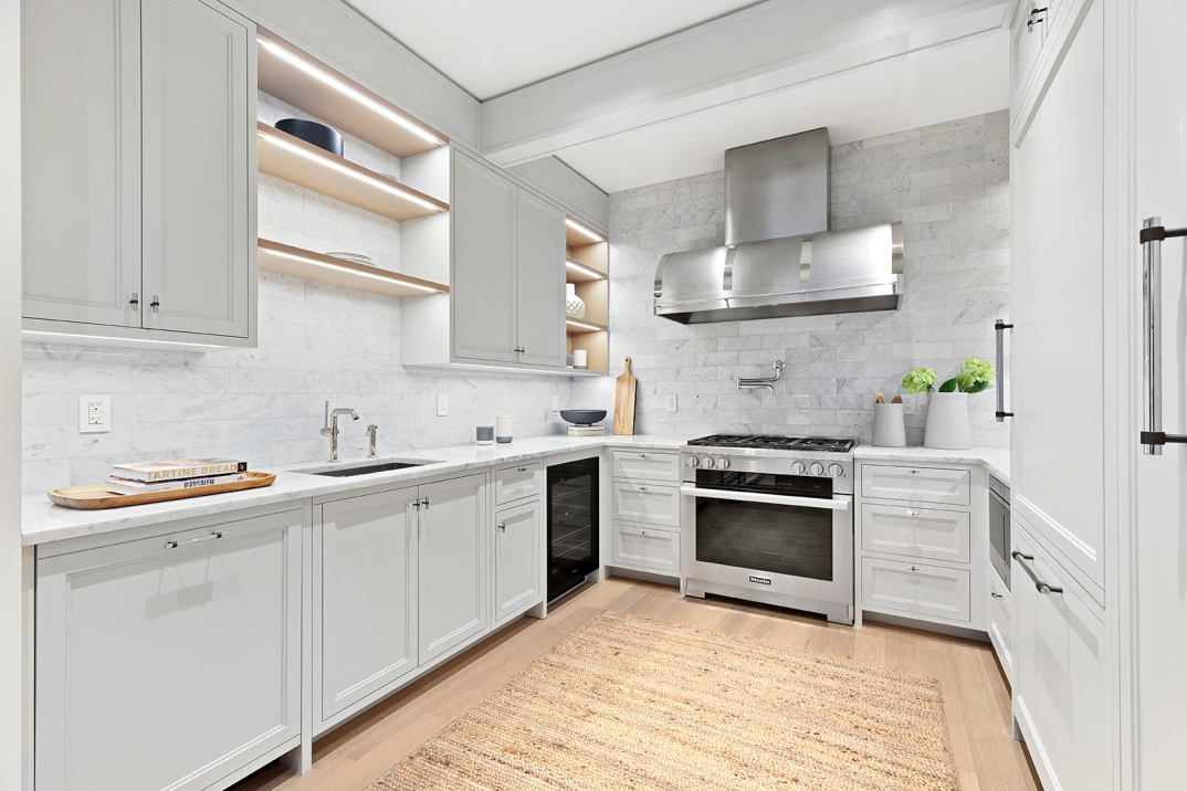 164 West 74th Street, Unit 4A Manhattan, NY 10023 - Photo 5 of 25