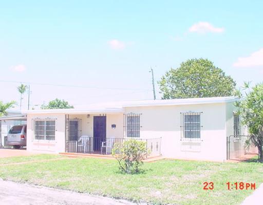 317 West 36th Street Hialeah, FL 33012 - Photo 2 of 14