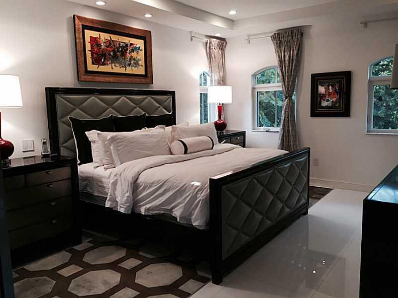 5320 Sunset Drive Miami, FL 33143 - Photo 12 of 14