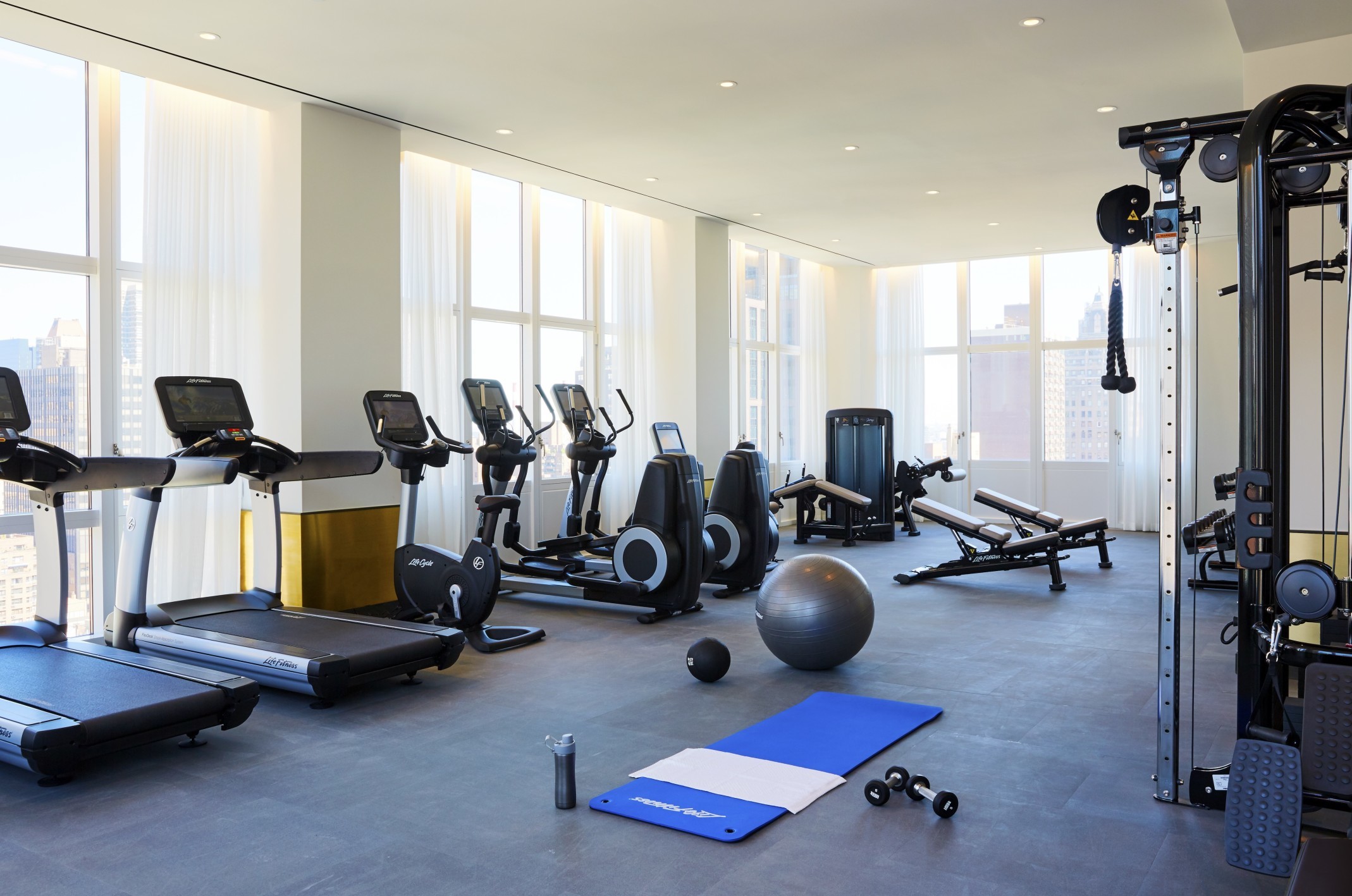 305 East 51st Street, Unit PHA Manhattan, NY 10022 - Photo 16 of 29