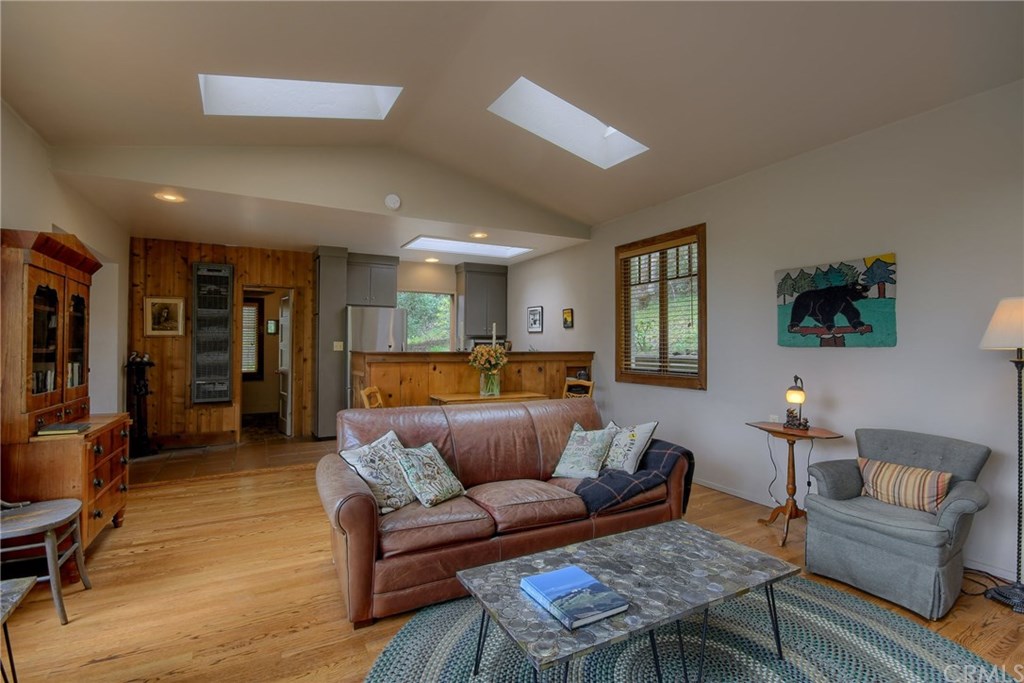 2581 Emerson Road Cambria, CA 93428 - Photo 13 of 31