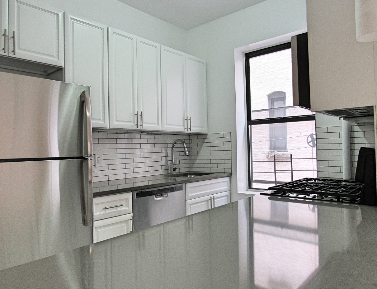 40-11 25th Avenue, Unit 5 Queens, NY 11103 - Photo 3 of 8