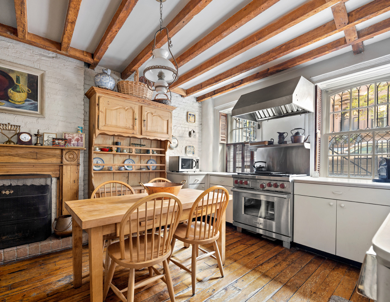 73 Perry Street Manhattan, NY 10014 - Photo 5 of 24