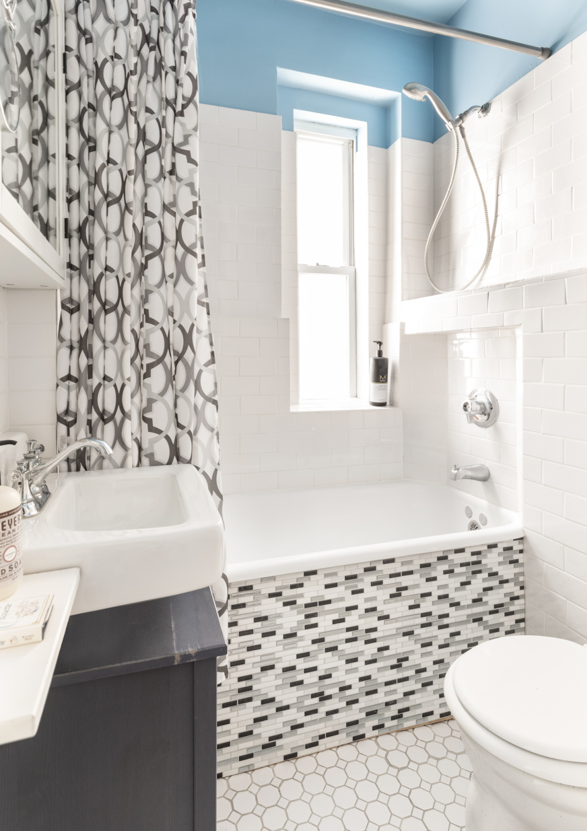 261 West 22nd Street, Unit 5 Manhattan, NY 10011 - Photo 5 of 6