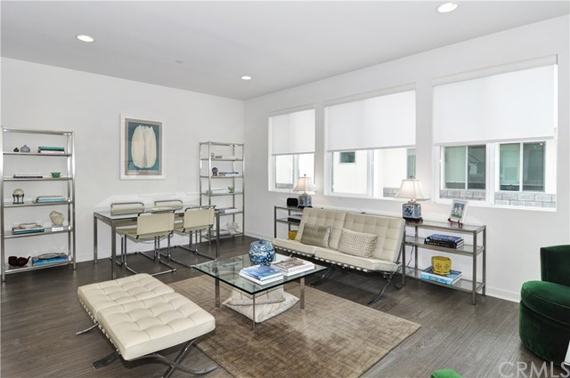 642 Channel Way Costa Mesa, CA 92627 - Photo 9 of 28