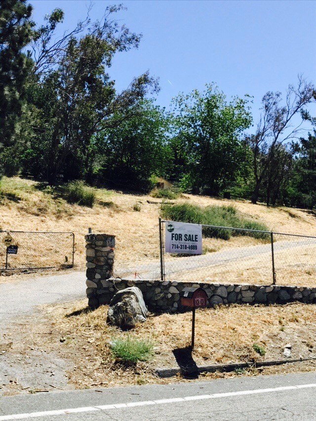 1073 Devore Road San Bernardino, CA 92407 - Photo 33 of 49