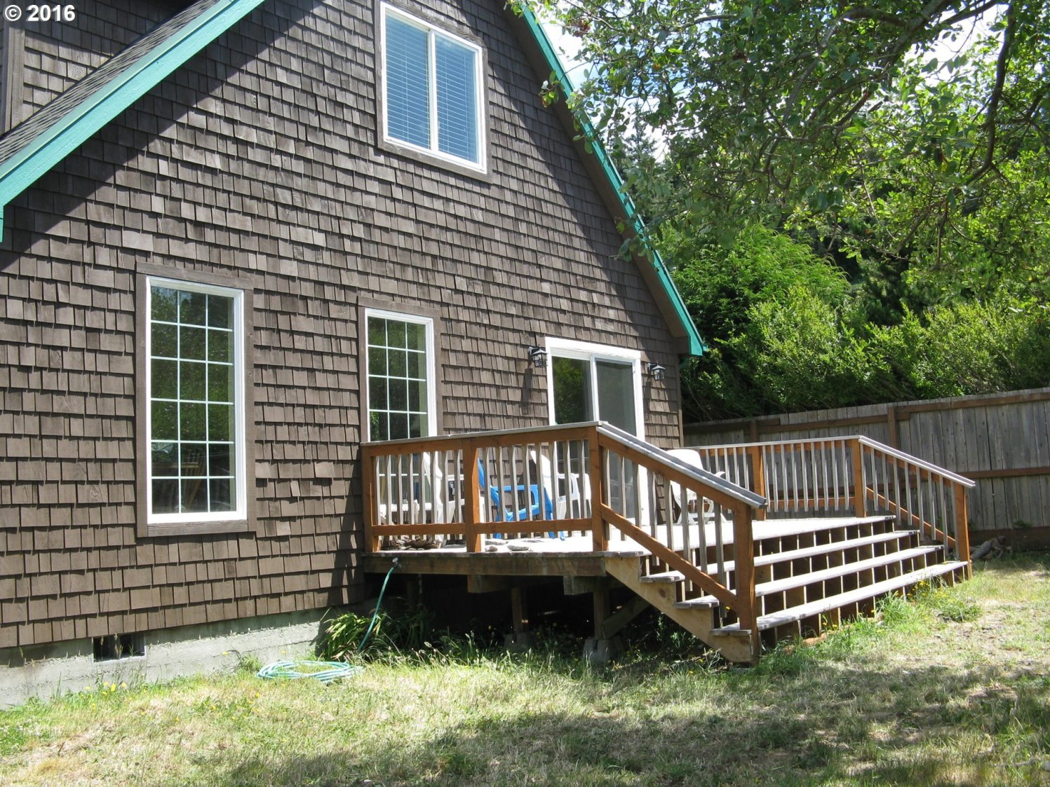 1126 Washington Street Port Orford, OR 97465 - Photo 5 of 23