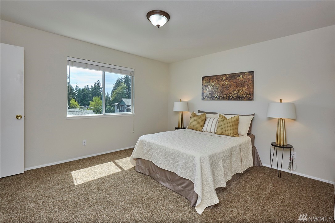 1005 East Broad Street Bremerton, WA 98310 - Photo 13 of 23 Gallery Image 13