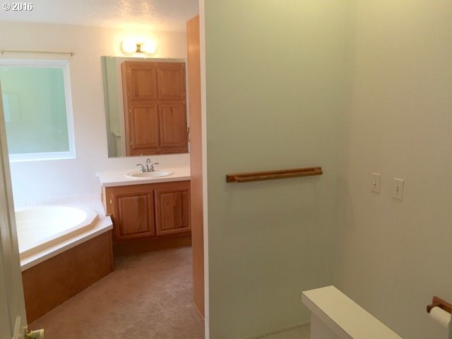 7910 Melqua Road Umpqua, OR 97486 - Photo 14 of 24 Gallery Image 14