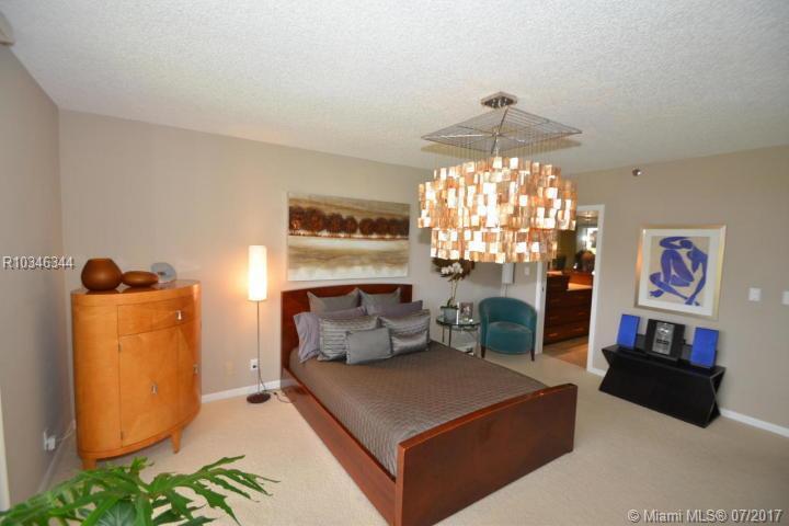16940 Bay Street, Unit N306 Jupiter, FL 33477 - Photo 7 of 43