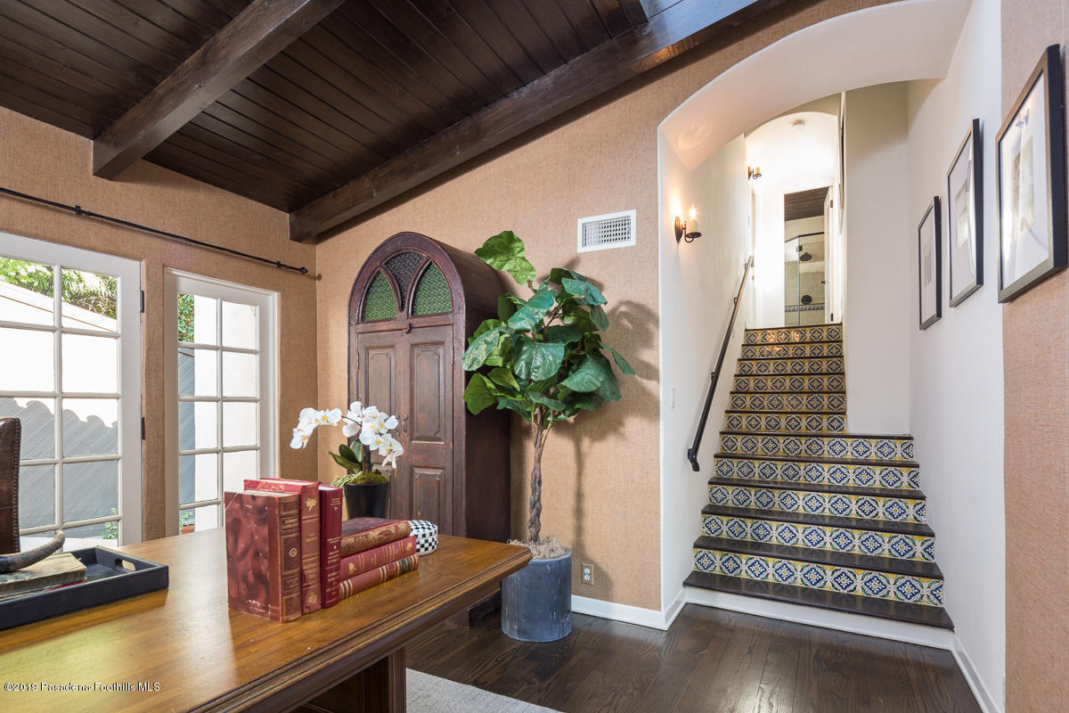 250 Hillside Road South Pasadena, CA 91030 - Photo 14 of 70