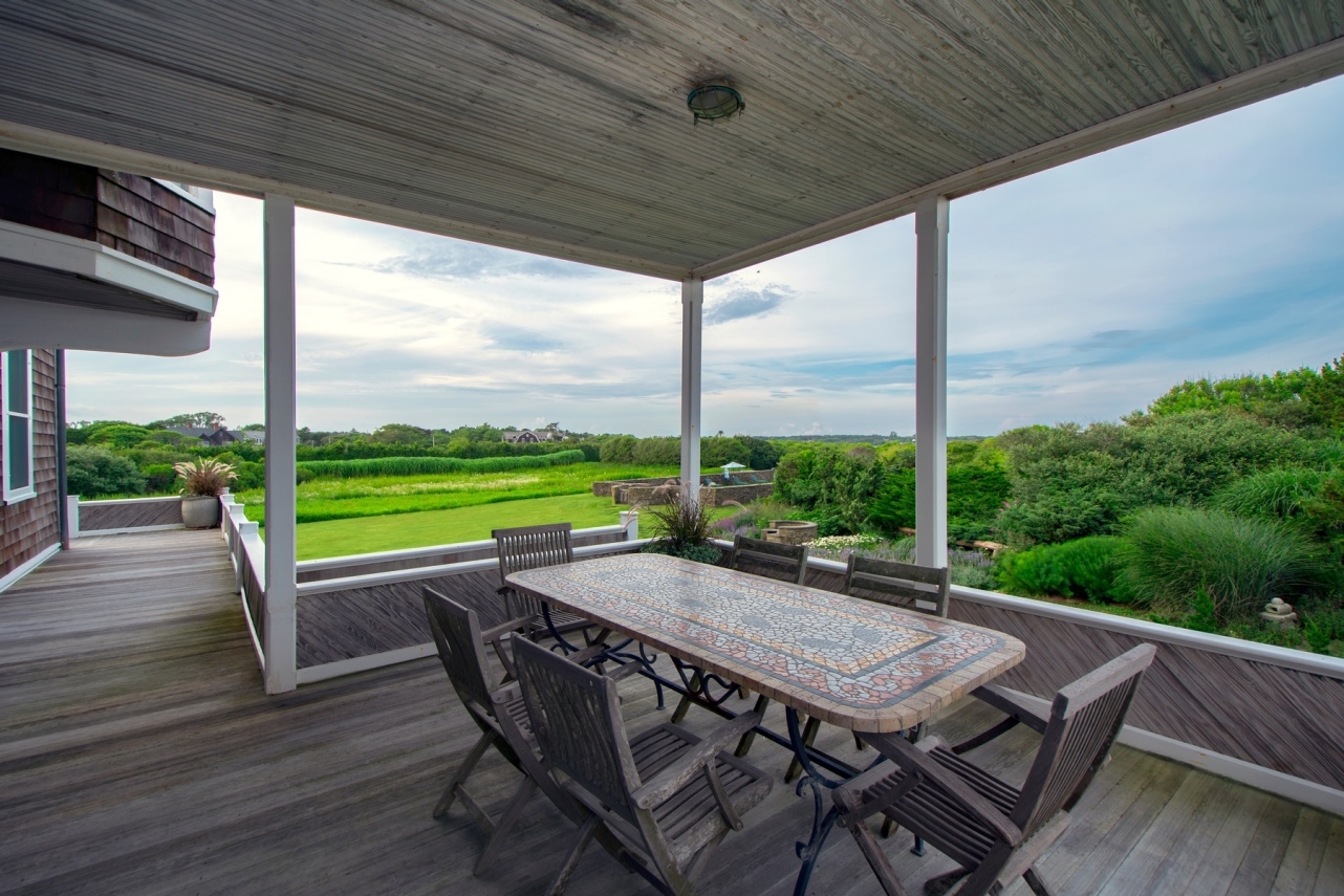 40 Association Road Wainscott, NY 11975 - Photo 7 of 22