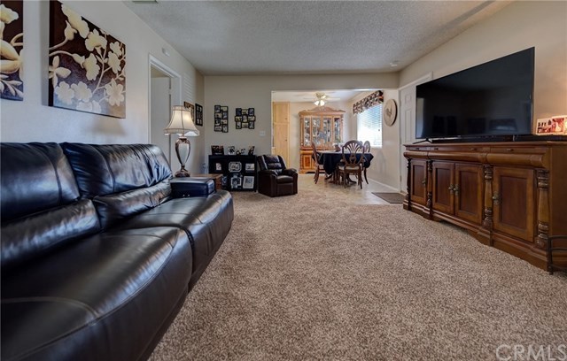 996 Springfield Street Upland, CA 91786 - Photo 11 of 25