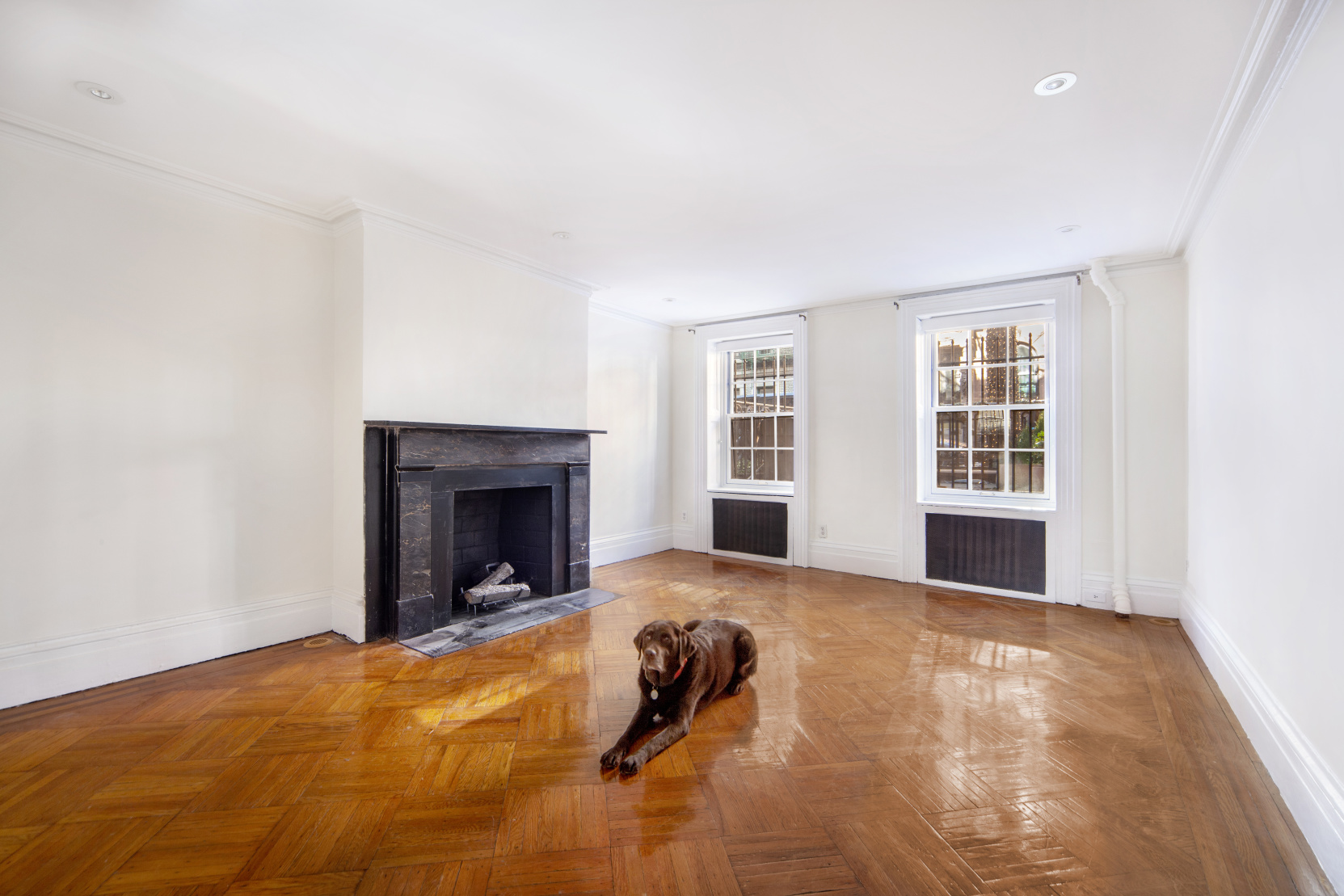 38 Bank Street, Unit GARDEN Manhattan, NY 10014 - Photo 2 of 8