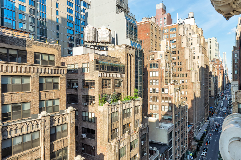 348 West 38th Street, Unit 10E Manhattan, NY 10018 - Photo 10 of 13