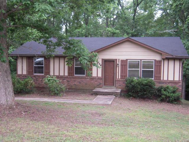 706 Kingsbury Road Clarksville, TN 37040 - Photo 2 of 12