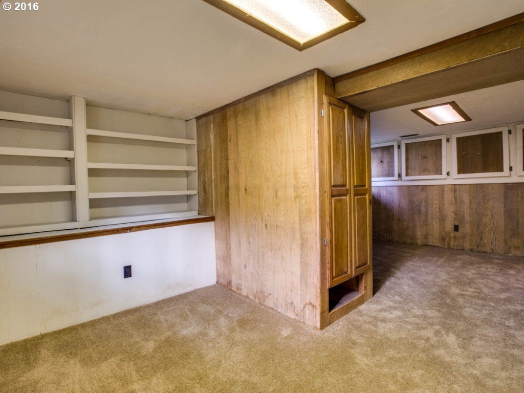 1901 Hazel Dell Road Castle Rock, WA 98611 - Photo 4 of 26 Gallery Image 4