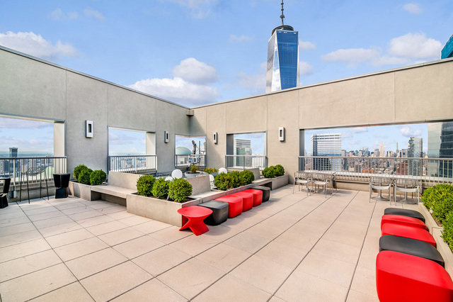 W Residences 123 Washington St, Manhattan, NY 10006 - Photo 10 of 12