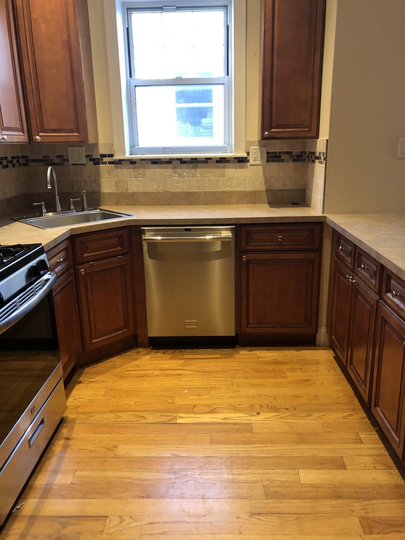 3015 Fort Hamilton Parkway, Unit 3F Brooklyn, NY 11218 - Photo 4 of 9
