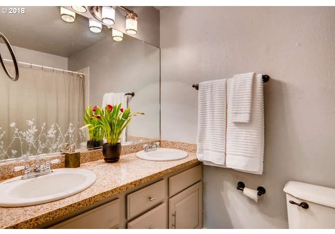 8335 Southwest Tygh Loop Tualatin, OR 97062 - Photo 20 of 27 Gallery Image 20
