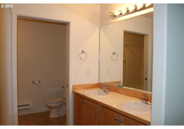 14905 Southwest Sandhill Loop Beaverton, OR 97007 - Photo 8 of 15