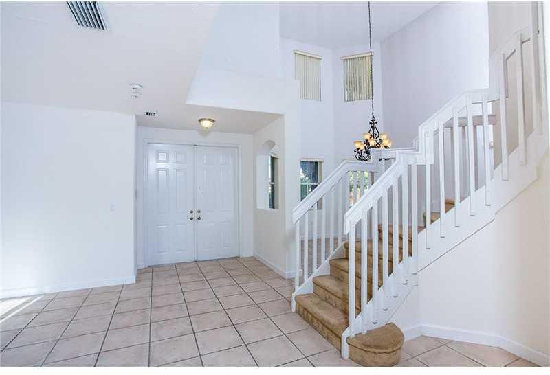 1138 Southwest 149th Path Miami, FL 33194 - Photo 12 of 34 Gallery Image 12