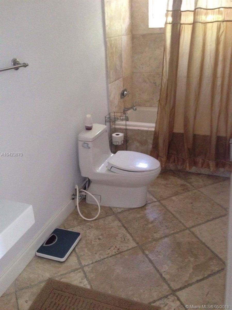 1074 Southwest 2nd Street Hallandale, FL 33009 - Photo 10 of 26