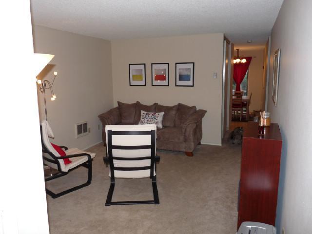 3104 Southwest Carson Street Portland, OR 97219 - Photo 7 of 12 Gallery Image 7