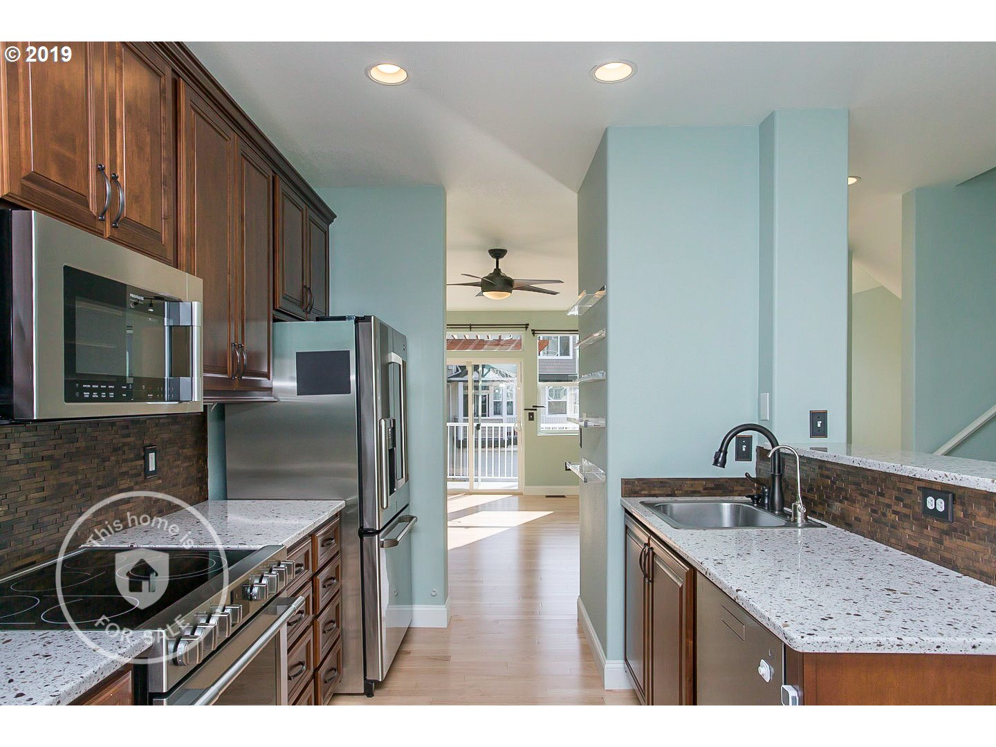 15245 Southwest Sparrow Loop, Unit 101 Beaverton, OR 97007 - Photo 3 of 27 Gallery Image 3