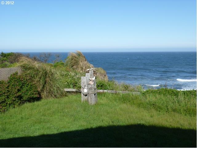 33012 Nesika Road Gold Beach, OR 97444 - Photo 2 of 16