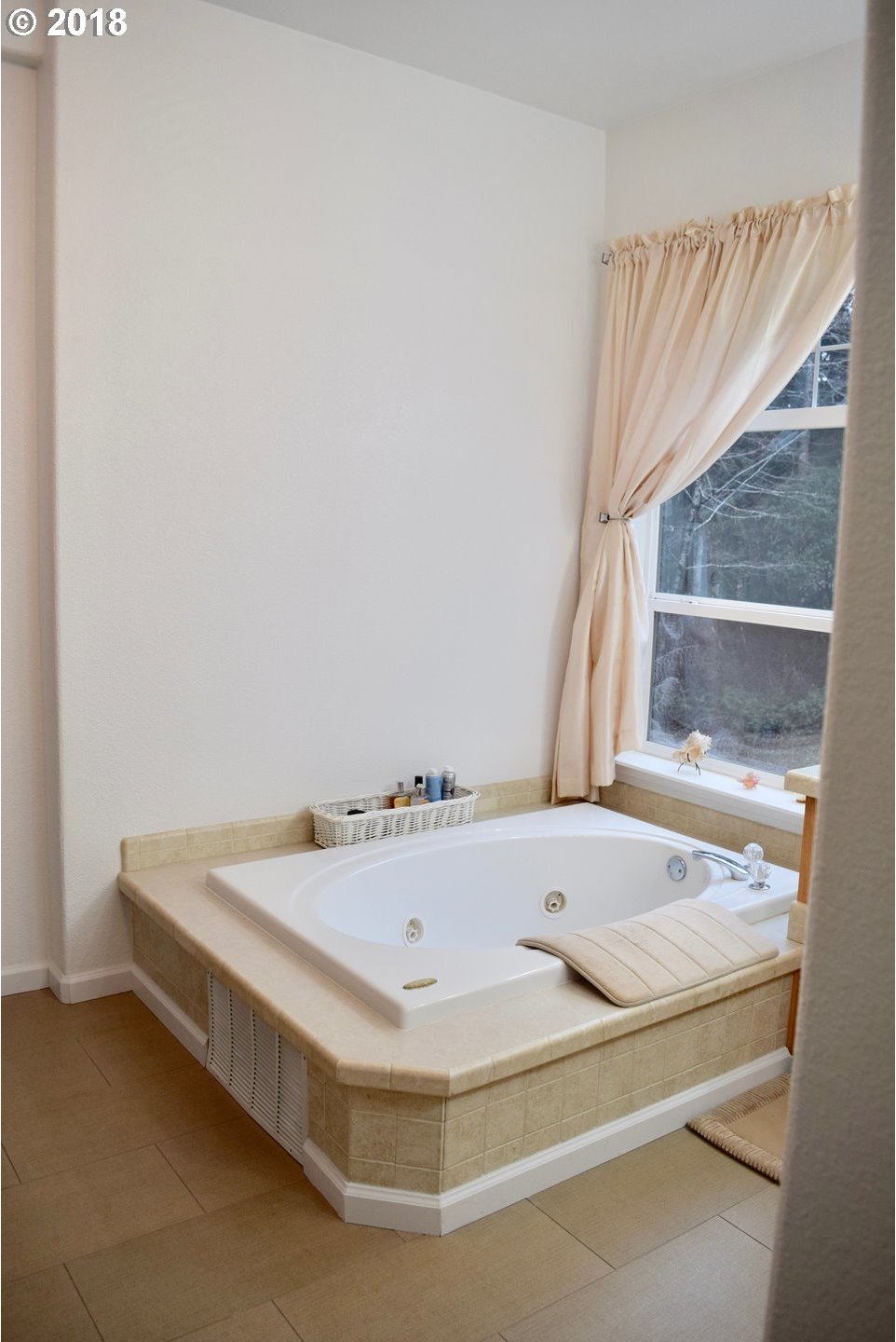 32775 Nesika Road Gold Beach, OR 97444 - Photo 4 of 28