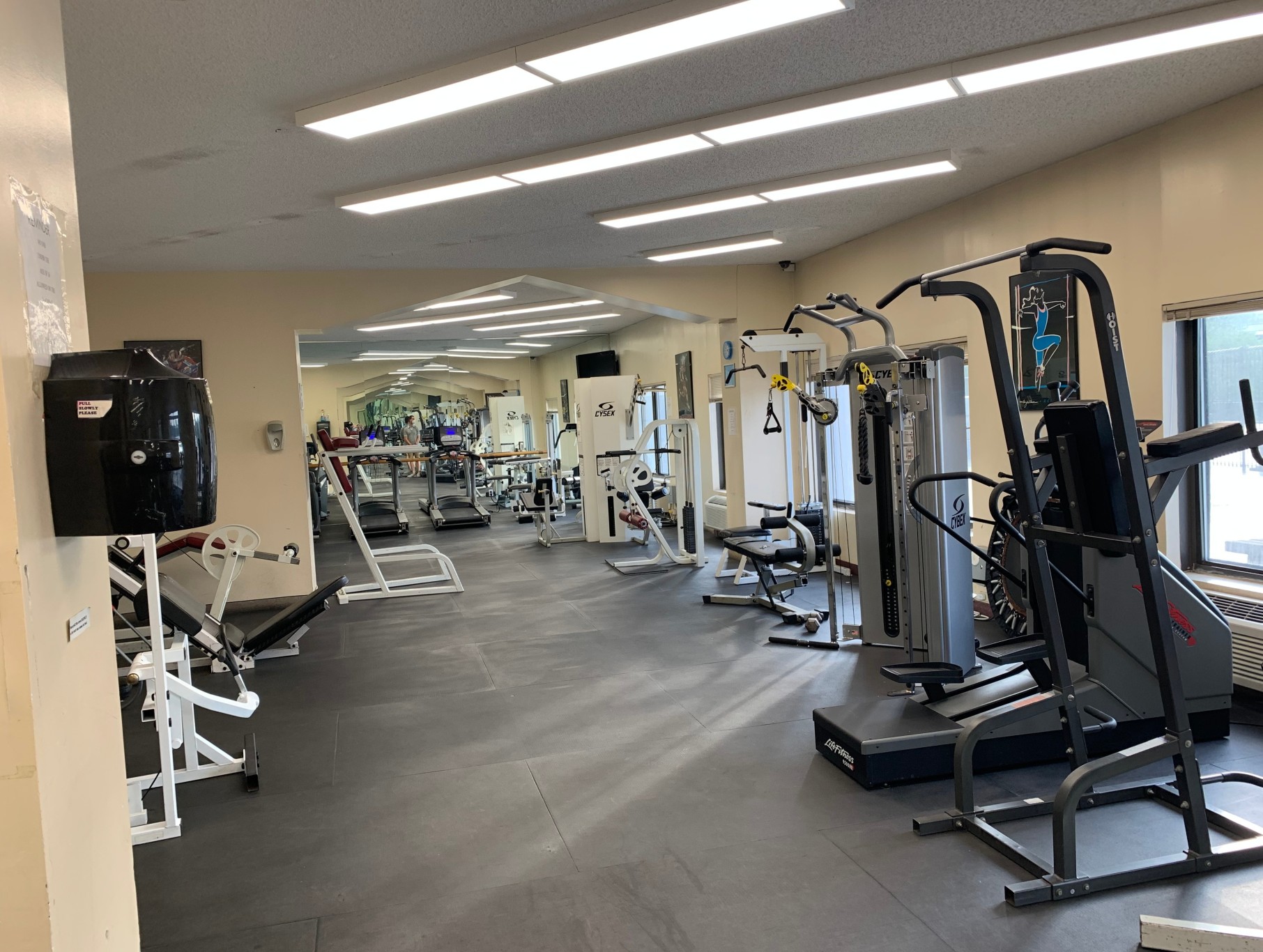 25-40 Shore Boulevard, Unit 8I Queens, NY 11102 - Photo 12 of 15