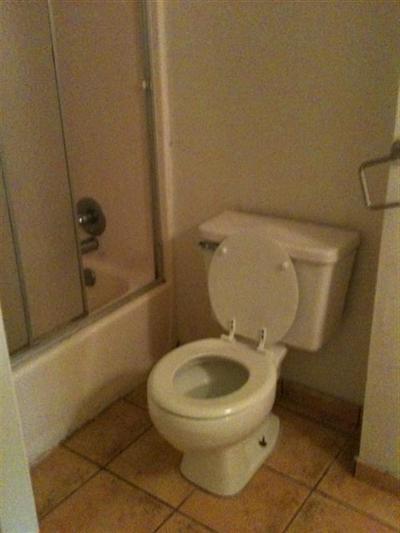 2204 Fairview Road Bakersfield, CA 93304 - Photo 7 of 9